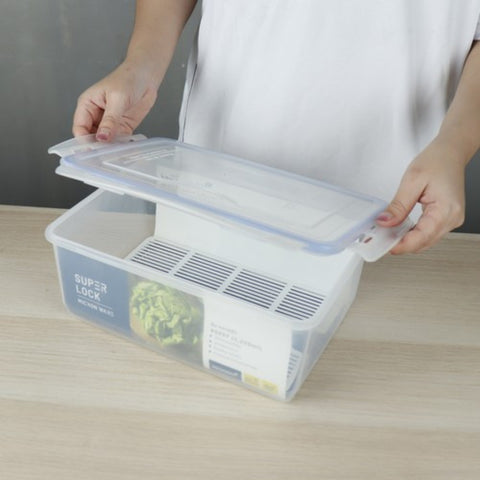 Micronware Food Storage Container J5057 Super Lock 4200ML – High-Capacity Food Storage Container with Advanced Locking System